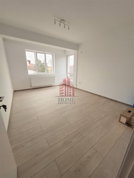 Oltenitei, Paraul Rece, 3 cam. 77 mp, dec., mutare rapida, et.1, parcare.